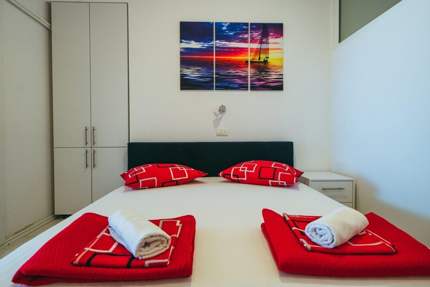 Apartments Lovre - Close To The Sea بريلا المظهر الخارجي الصورة