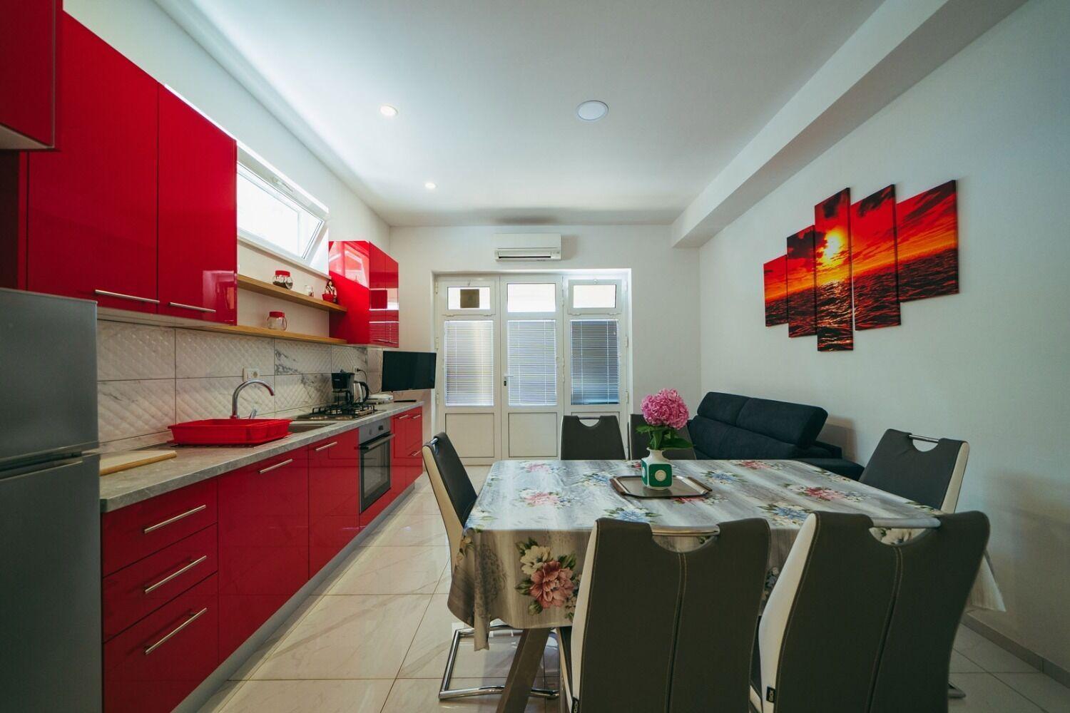 Apartments Lovre - Close To The Sea بريلا المظهر الخارجي الصورة